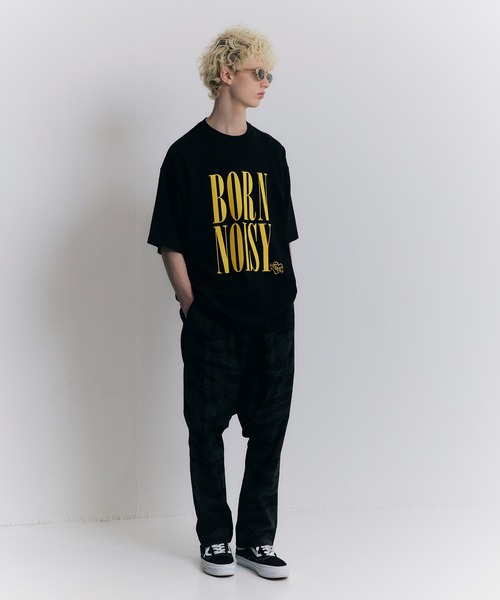 NOISE MAKER(ノイズメーカー)の「BORN NOISYプリントTシャツ(Tシャツ/カットソー・メンズ・ブラック/ホワイト・M/XL/L)」の3枚目の写真