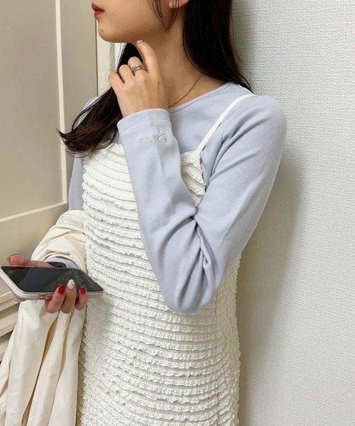 one after another NICE CLAUP(ワンアフターアナザーナイスクラップ)の「【選べる2つの着丈】ワンポイント刺繍テレコトップス(Tシャツ/カットソー・レディース・ラベンダー/ホワイト×ブラック/オフホワイト/ブラック・MEDIUM/SMALL)」の4枚目の写真