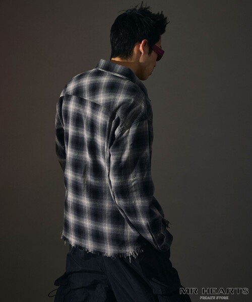 FREAK'S STORE（フリークスストア）の「限定展開 MR HEARTS/ミスターハーツ DAMAGE OMBRE CHECK LONG SLEEVE SHIRTS（シャツ/ブラウス・メンズ・ホワイト/ブルー/ブラック・SMALL/MEDIUM/LARGE）」の14枚目の写真