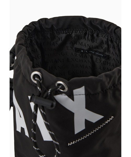 ARMANI EXCHANGE(アルマーニエクスチェンジ)の「【A|X アルマーニ エクスチェンジ】ビッグロゴ バケットバッグ(ドラムバッグ・メンズ・ブラック・FREE)」の5枚目の写真