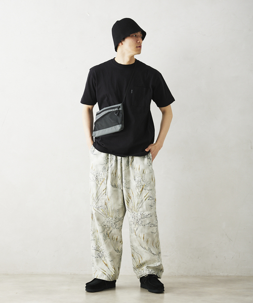 Snow Peak（スノーピーク）の「【SNOW PEAK / スノーピーク】別注 Camp tour バックプリントTシャツ（Tシャツ/カットソー・メンズ・ベージュ/ブラック/ホワイト・LARGE/MEDIUM/SMALL）」の4枚目の写真
