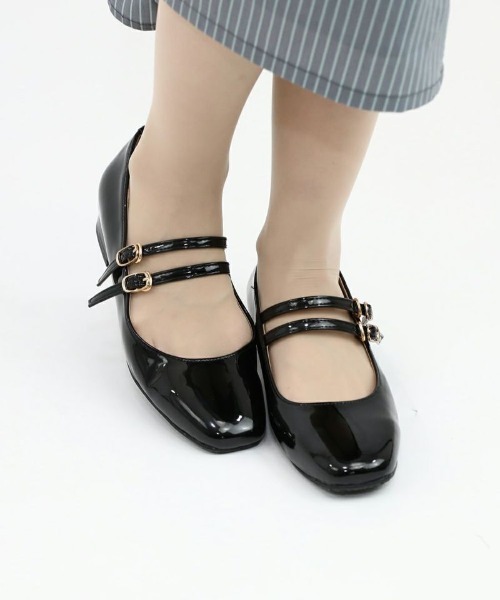 F i.n.t（フィント）の「ダブルストラップスクエアトゥパンプス/F&A/fint（パンプス・レディース・レッド/ブラック/アイボリー・S/M/L）」の3枚目の写真