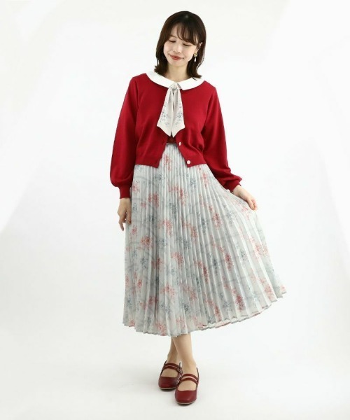 F i.n.t（フィント）の「ダブルストラップスクエアトゥパンプス/F&A/fint（パンプス・レディース・レッド/ブラック/アイボリー・S/M/L）」の12枚目の写真