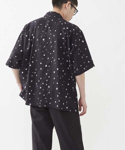 CONVERSE TOKYO（コンバーストウキョウ）の「STAR★ ALLOVER PRINT HALFSLEEVE SHIRT（シャツ/ブラウス・レディース・ブラック/ブルー/アイボリー・FREE）」の6枚目の写真