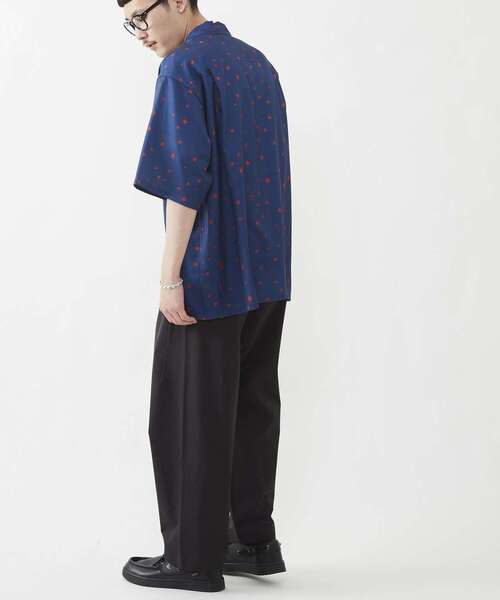 CONVERSE TOKYO（コンバーストウキョウ）の「STAR★ ALLOVER PRINT HALFSLEEVE SHIRT（シャツ/ブラウス・レディース・ブラック/ブルー/アイボリー・FREE）」の9枚目の写真