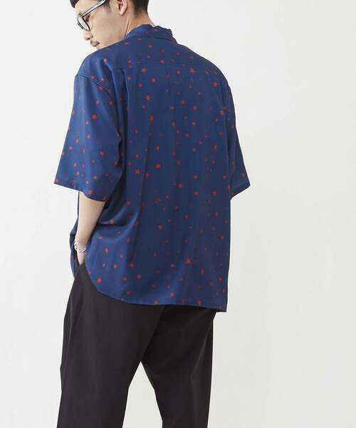 CONVERSE TOKYO（コンバーストウキョウ）の「STAR★ ALLOVER PRINT HALFSLEEVE SHIRT（シャツ/ブラウス・レディース・ブラック/ブルー/アイボリー・FREE）」の10枚目の写真