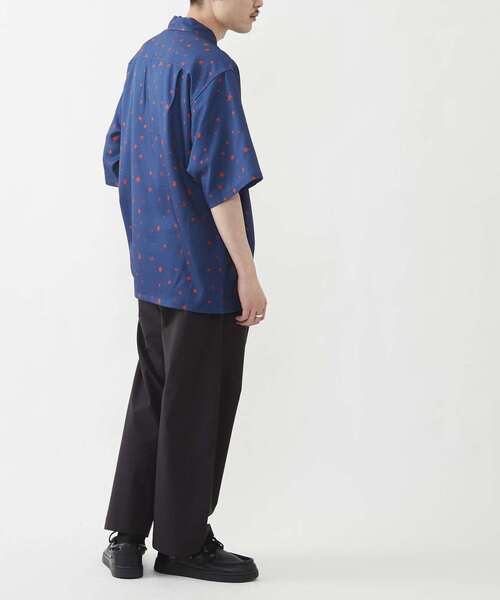 CONVERSE TOKYO（コンバーストウキョウ）の「STAR★ ALLOVER PRINT HALFSLEEVE SHIRT（シャツ/ブラウス・レディース・ブラック/ブルー/アイボリー・FREE）」の11枚目の写真