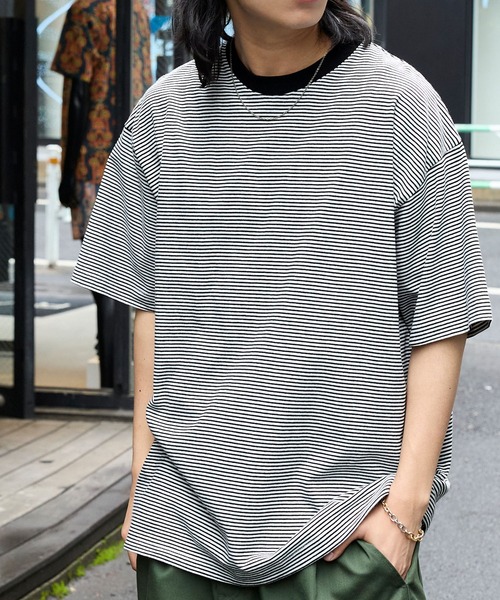 MONO-MART(モノマート)の「ドローコード オーバーサイズボーダー半袖リンガーTシャツ(Tシャツ/カットソー・レディース・レッド/ブラック/ネイビー/ホワイト/ブラウン系/チャコール/グリーン系/ブラック系/サックスブルー・XL/L/M/S)」の16枚目の写真