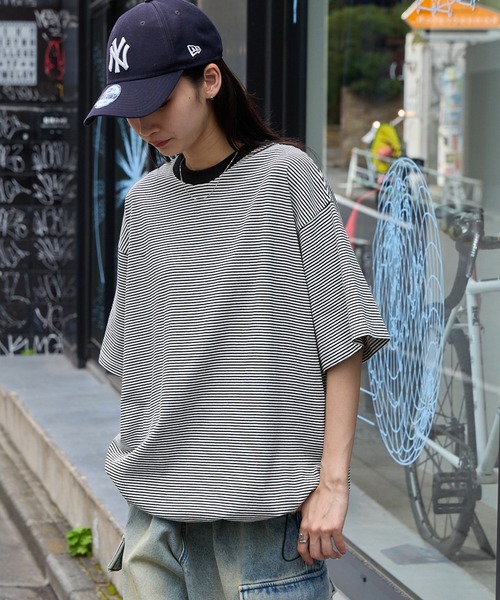 MONO-MART(モノマート)の「ドローコード オーバーサイズボーダー半袖リンガーTシャツ(Tシャツ/カットソー・レディース・レッド/ブラック/ネイビー/ホワイト/ブラウン系/チャコール/グリーン系/ブラック系/サックスブルー・XL/L/M/S)」の11枚目の写真