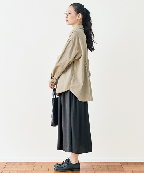 and myera(アンド マイラ)の「and myera そよぐスカート(スカート・レディース・カーキ/チャコール/シルバーグレー・X-LARGE/LARGE/MEDIUM/SMALL)」の10枚目の写真