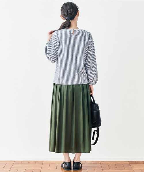 and myera(アンド マイラ)の「and myera そよぐスカート(スカート・レディース・カーキ/チャコール/シルバーグレー・X-LARGE/LARGE/MEDIUM/SMALL)」の17枚目の写真