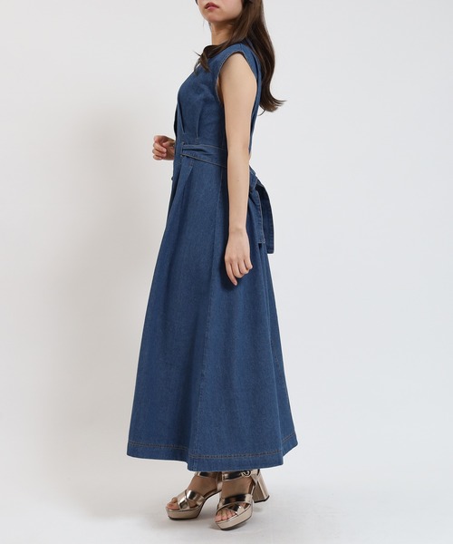 ASTORIA ODIER（アストリアオディール）の「厚底クロスサンダル（サンダル・レディース・ブラック/ベージュ/ゴールド/アイボリー・MEDIUM/LARGE/SMALL）」の13枚目の写真