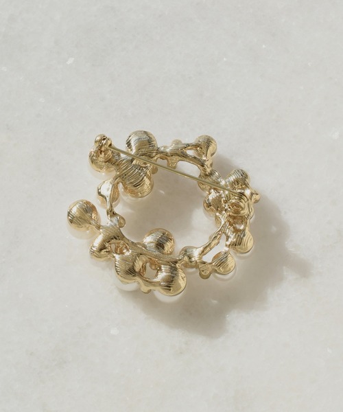 GOLDY（ゴールディ）の「ランダム パール × ビジュー ブローチ（ブローチ/コサージュ・レディース・ゴールド/シルバー・FREE）」の5枚目の写真