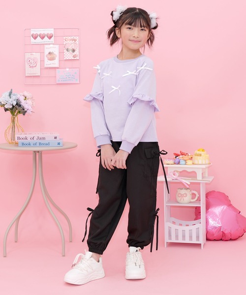 Bee des Bee（ビーデスビー）の「サイドリボンカーゴパンツ（カーゴパンツ・キッズ・ラベンダー/ピンク/ブラック/ダークカーキ/ライトブルー・130cm/120cm/110cm/100cm/150cm/140cm/160cm/170cm）」の6枚目の写真