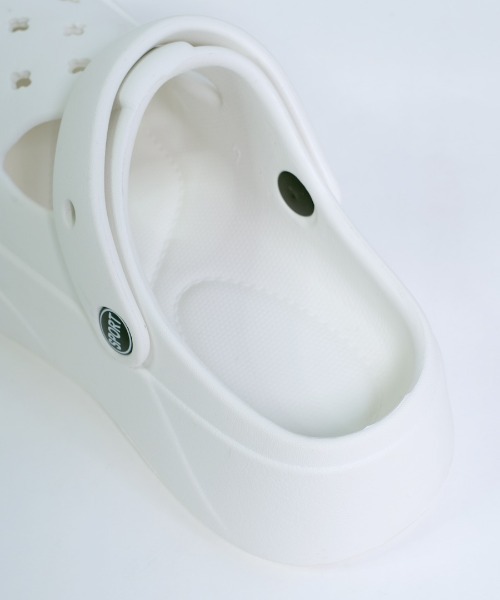 セール】パンチング ボリューム 厚底EVAサンダル(サンダル セール】パンチング ボリューム 厚底EVAサンダル(サンダル