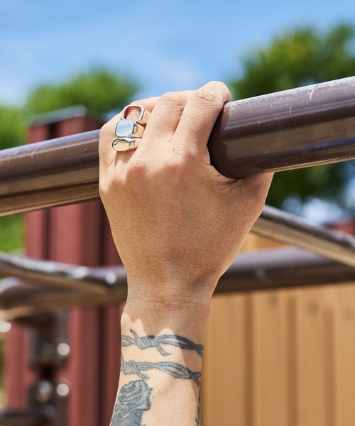 meltum(メルタム)の「SIGNET RING(リング・メンズ・シルバー・SMALL/MEDIUM/LARGE)」の12枚目の写真