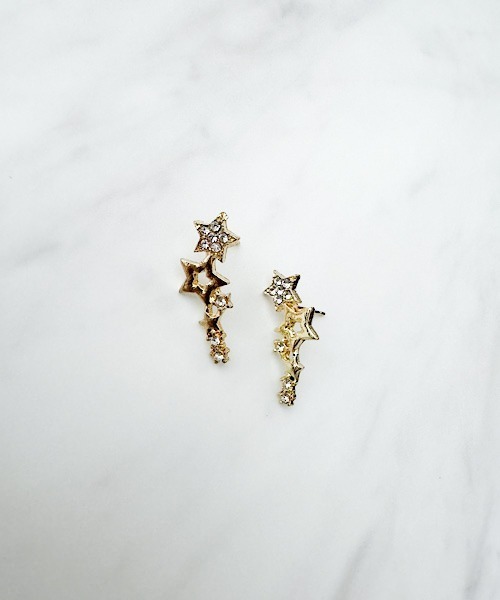 TIMELESS&THREE(タイムレスアンドスリー)の「スター&ビジューラインピアス(ピアス(両耳用)・レディース・シルバー/ゴールド/ピンクゴールド・FREE)」の2枚目の写真