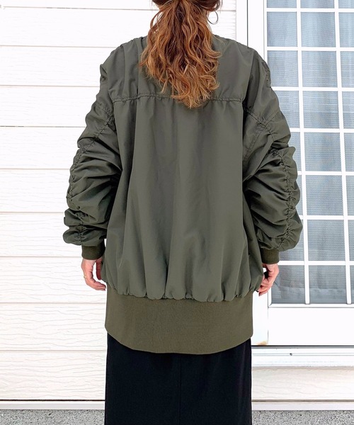 Q（キュー）の「MA-1 ギャザーブルゾン（MA-1・レディース・カーキ/ブラック・MEDIUM）」の5枚目の写真