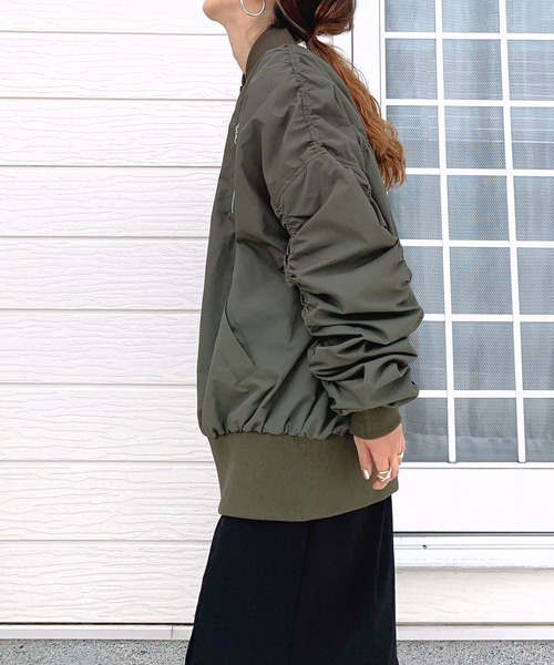 Q（キュー）の「MA-1 ギャザーブルゾン（MA-1・レディース・カーキ/ブラック・MEDIUM）」の15枚目の写真
