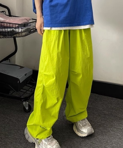 Teem Store（チームストア）の「カラフル ドロスト ナイロン タックパンツ（その他パンツ・レディース・ブラック/ブルー/グリーン/イエロー・S/M/L）」の6枚目の写真