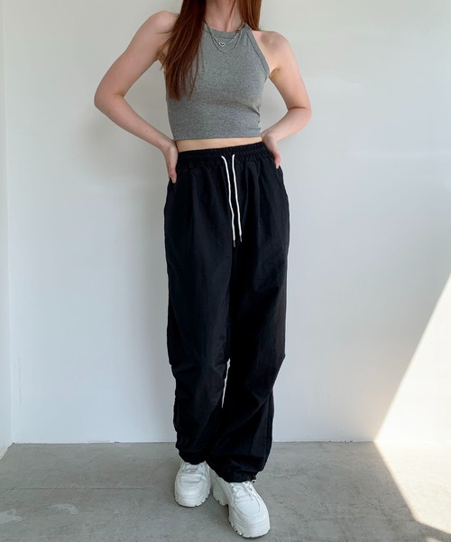 Teem Store（チームストア）の「カラフル ドロスト ナイロン タックパンツ（その他パンツ・レディース・ブラック/ブルー/グリーン/イエロー・S/M/L）」の18枚目の写真