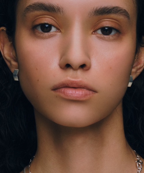 quip queint(クイップクエイント)の「【quip queint】hexagon hoop pierce / ヘキサゴン フープ ピアス(ピアス(両耳用)・レディース・シルバー・FREE)」の6枚目の写真