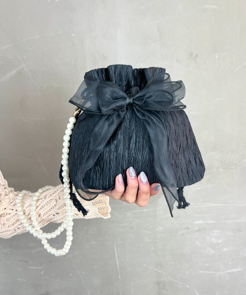 tolene(トレネ)の「パール風ビーズストラップ ふんわりリボン 巾着ショルダーバッグ 夏 浴衣バッグ(ショルダーバッグ・レディース・ピンク/ブラック/ホワイト・ONE SIZE)」の16枚目の写真