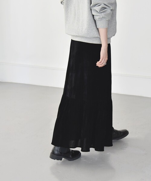 quaranciel(カランシエル)の「quaranciel:〈手洗い可能〉フロッキー ティアード セミフレア スカート(スカート・レディース・ブラック/グレー・ONE SIZE)」の11枚目の写真