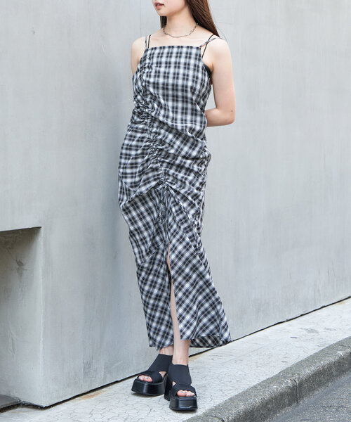 RAY CASSIN(レイカズン)の「チェックシャーリングワンピース(ワンピース・レディース・アイボリー/グリーン/ブラック・FREE)」の19枚目の写真