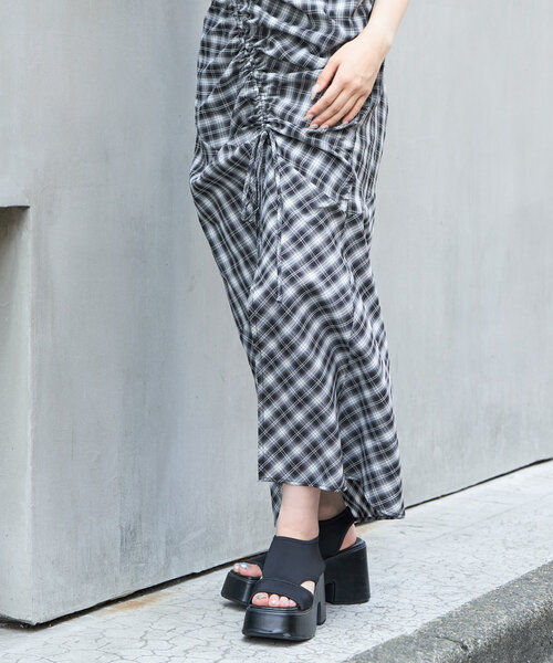 RAY CASSIN(レイカズン)の「チェックシャーリングワンピース(ワンピース・レディース・アイボリー/グリーン/ブラック・FREE)」の13枚目の写真