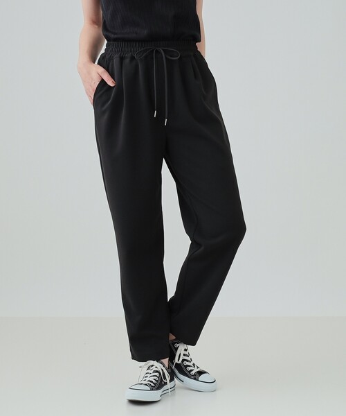 SHOO・LA・RUE（シューラルー）の「◆【高レビュー/S-LL/洗濯後シワになりにくい】スマートに見えるイージーパンツ（その他パンツ・レディース・ブラック/ベージュ/オレンジ/ブルーグリーン/グレー系その他・02/01/04/03）」の2枚目の写真