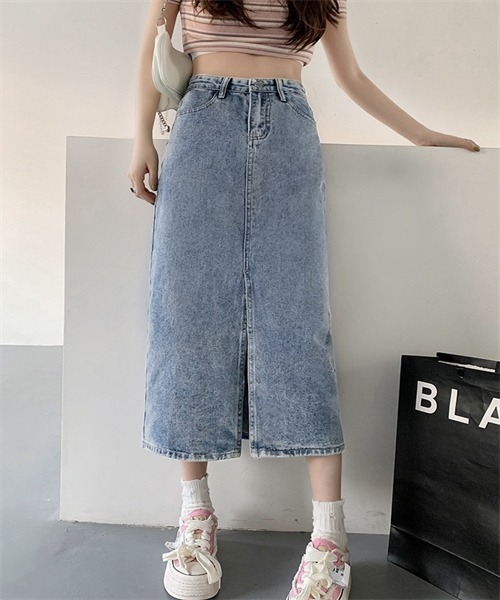 FREE STYLISTS(フリー スタイリスト)の「フロントスリットデニムスカート(スカート・レディース・ブラック/ブルー・S/M/L/XL)」の15枚目の写真