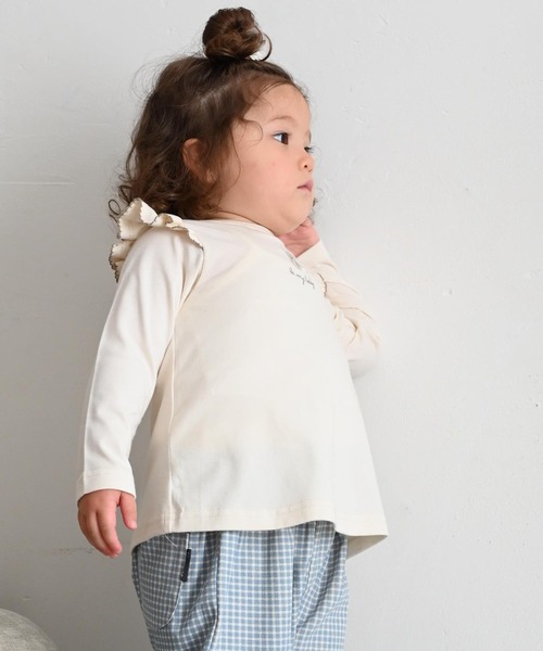 PUPPAPUPO(プッパプーポ)の「長袖 肩フリル Tシャツ(Tシャツ/カットソー・キッズ・ホワイト系その他/ピンク/ベビーピンク/アイボリー/ベージュ/ベージュ系その他/ベージュ系その他2/ホワイト系その他2/ピンク系その他/ホワイト系その他3・80/110/100/90/130/120)」の17枚目の写真