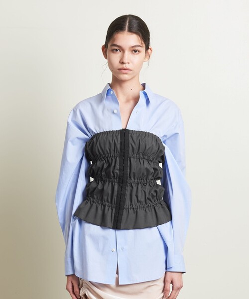 ATTISESSION（アティセッション）の「＜ATTISESSION＞シャーリング チューブトップ（ベスト・レディース・ブラック/ダークグレー・FREE）」の5枚目の写真