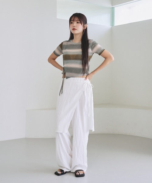 nemne store(ネンネストア)の「《unnome》グラデーションギャザーTシャツ(Tシャツ/カットソー・レディース・カーキ/ブラック/ピンク・フリー)」の9枚目の写真