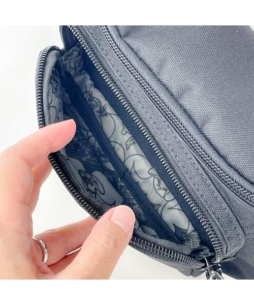 Tom&Jerry(トムアンドジェリー)の「TOM and JERRY×Flapperシリコンアップリケ付ボディバッグ(ボディバッグ/ウエストポーチ・レディース・ブラック/ベージュ・FREE)」の15枚目の写真