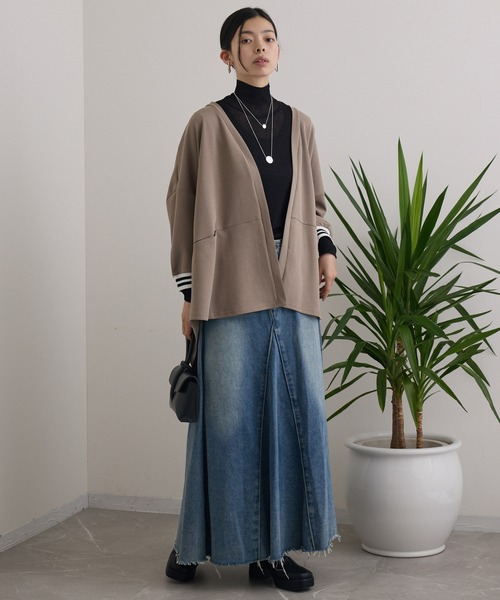 Paradise Picnic（パラダイスピクニック）の「配色ラインカーディガン（カーディガン/ボレロ・レディース・グレイッシュベージュ/ブラック・FREE）」の5枚目の写真