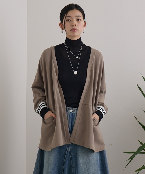 Paradise Picnic（パラダイスピクニック）の「配色ラインカーディガン（カーディガン/ボレロ・レディース・グレイッシュベージュ/ブラック・FREE）」の8枚目の写真