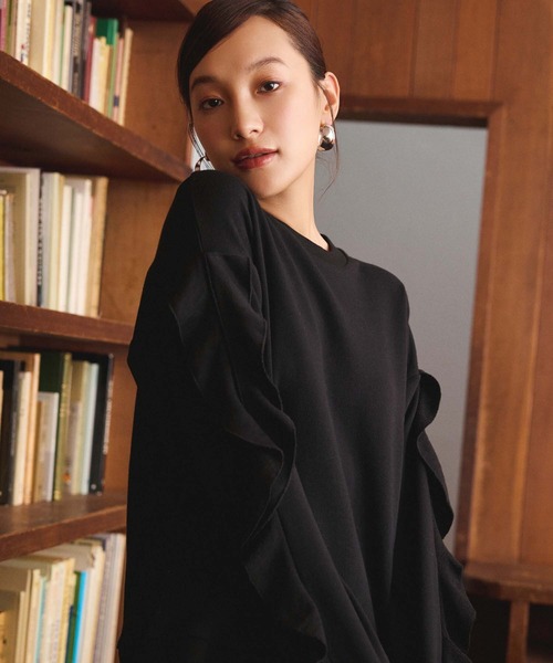 Edit Sheen(エディットシーン)の「袖フリルプルオーバー(Tシャツ/カットソー・レディース・グレー/グレイッシュベージュ/ブラック・M)」の4枚目の写真