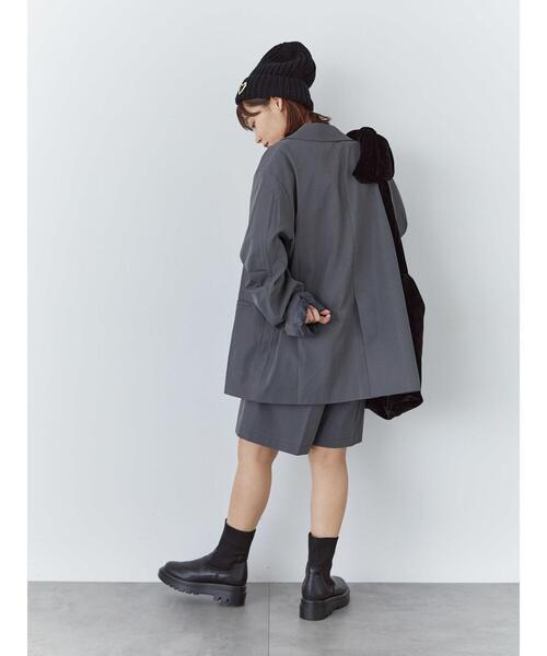 ehka sopo(エヘカソポ)の「オーバーシルエットテーラードジャケット(セットアップ可)(ノーカラージャケット・レディース・チャコールグレー/グレー/ベージュ・F)」の18枚目の写真