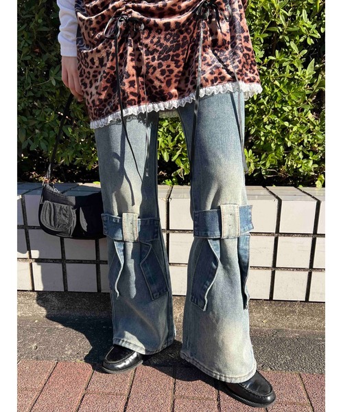 WC(ダブル シー)の「リボンモチーフデニムパンツ(デニムパンツ・レディース・ブルー・FREE)」の1枚目の写真