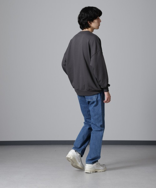 NANO universe（ナノユニバース）の「WEB限定/ビッグシルエットクルーネックスウェット（スウェット・メンズ・ブラック/ブルーグレー/チャコール/グレー系その他4・L/M）」の8枚目の写真