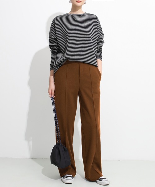 by LEGNA（バイレグナ）の「【選べる丈・タイプ】ストレッチセンタープレスパンツ（その他パンツ・レディース・ブラウン/バーガンディー/ダークブルー/ブラック/アイボリー/ブラウン系その他/グレイッシュベージュ/ネイビー系/アイボリー系/ベージュ系/ブラック系/ライトグレー系・M-Short/L-Short/M-Regular/L-Regular/M-Long/L-Long/S-Regular/S-Short/S-Long）」の5枚目の写真