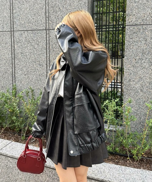 clear（クリア）の「アンティークレザーロング丈ブルゾン[ヴィンテージ フェイクレザー 華奢見え] ≪2025SS新作≫（その他アウター・レディース・ブラック/ブラウン/ライトベージュ・F）」の5枚目の写真