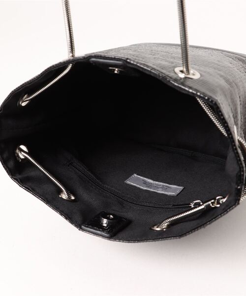 cache cache(カシュ カシュ)の「【cache cache】スネークチェーンメタリックミニバッグ 結婚式 二次会 パーティー フォーマル オケージョン(ハンドバッグ・レディース・シルバー/ブラック/ゴールド・FREE)」の10枚目の写真