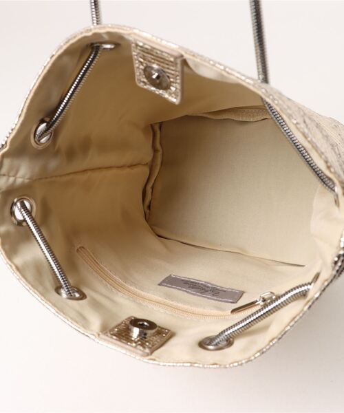 cache cache(カシュ カシュ)の「【cache cache】スネークチェーンメタリックミニバッグ 結婚式 二次会 パーティー フォーマル オケージョン(ハンドバッグ・レディース・シルバー/ブラック/ゴールド・FREE)」の13枚目の写真