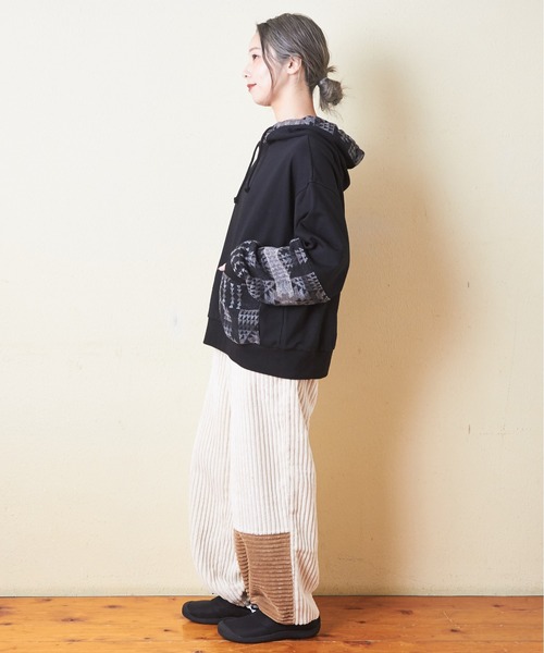 CUBE SUGAR（キューブシュガー）の「スウェット×ジャガードプルオーバーパーカー（パーカー・レディース・ブラック/カーキ/ナチュラル/ネイビー・M）」の9枚目の写真