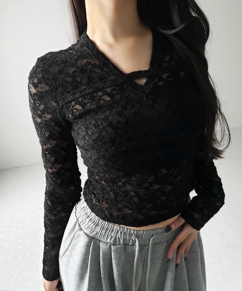 me+em select（ミームセレクト）の「※※【 ２color 】Vネックスリムラインレーストップス ／ V-neck slimline lace tops（その他トップス・レディース・ホワイト/ブラック・FREE）」の15枚目の写真