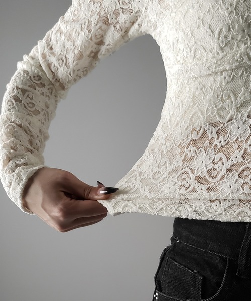 me+em select（ミームセレクト）の「※※【 ２color 】Vネックスリムラインレーストップス ／ V-neck slimline lace tops（その他トップス・レディース・ホワイト/ブラック・FREE）」の4枚目の写真