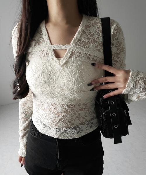 me+em select（ミームセレクト）の「※※【 ２color 】Vネックスリムラインレーストップス ／ V-neck slimline lace tops（その他トップス・レディース・ホワイト/ブラック・FREE）」の5枚目の写真